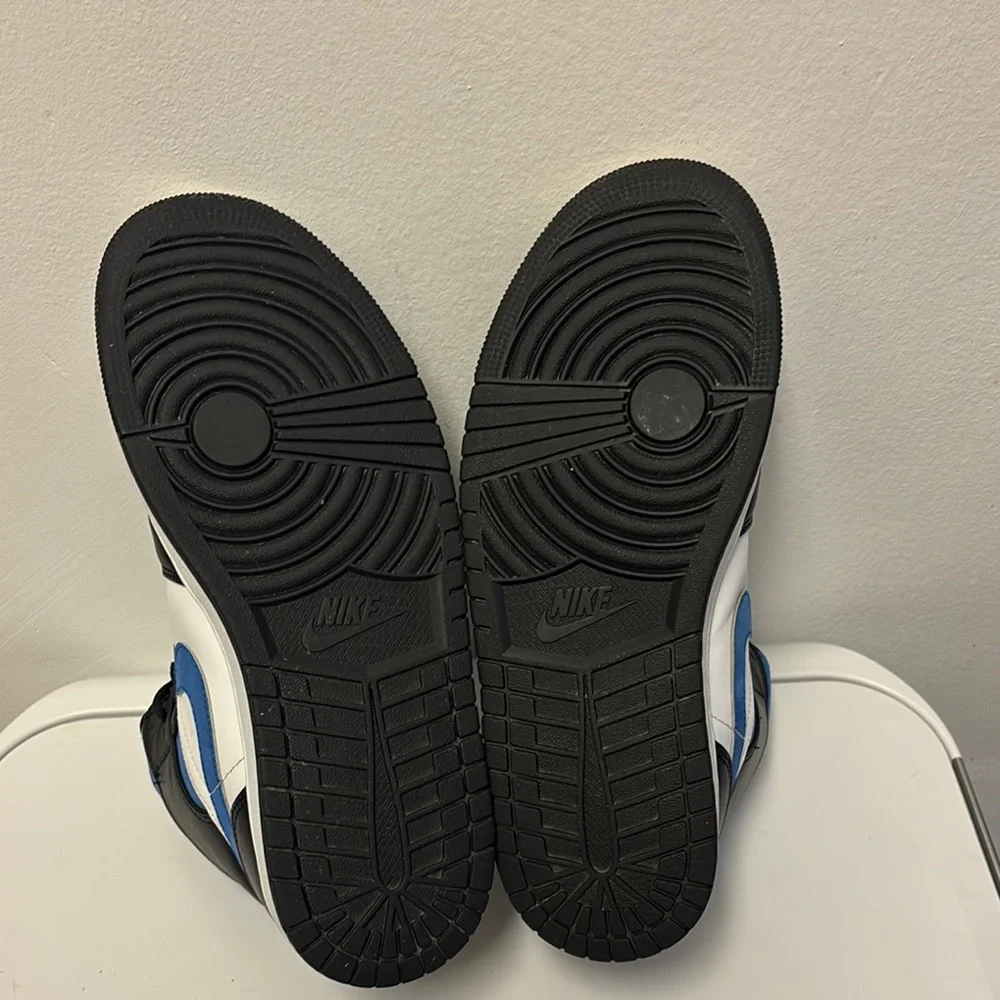 Nike Men’s Air Jordan 1 Mid Racer Blue/white/black 9.5 High-Top Sneakers - Picture 9 of 14